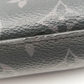 Trio Messenger Gris Monogram Shadow M46603 DU4230 IC Chipトリオ メッセンジャー グリ モノグラム シャドウ M46603 DU4230 ICチップ