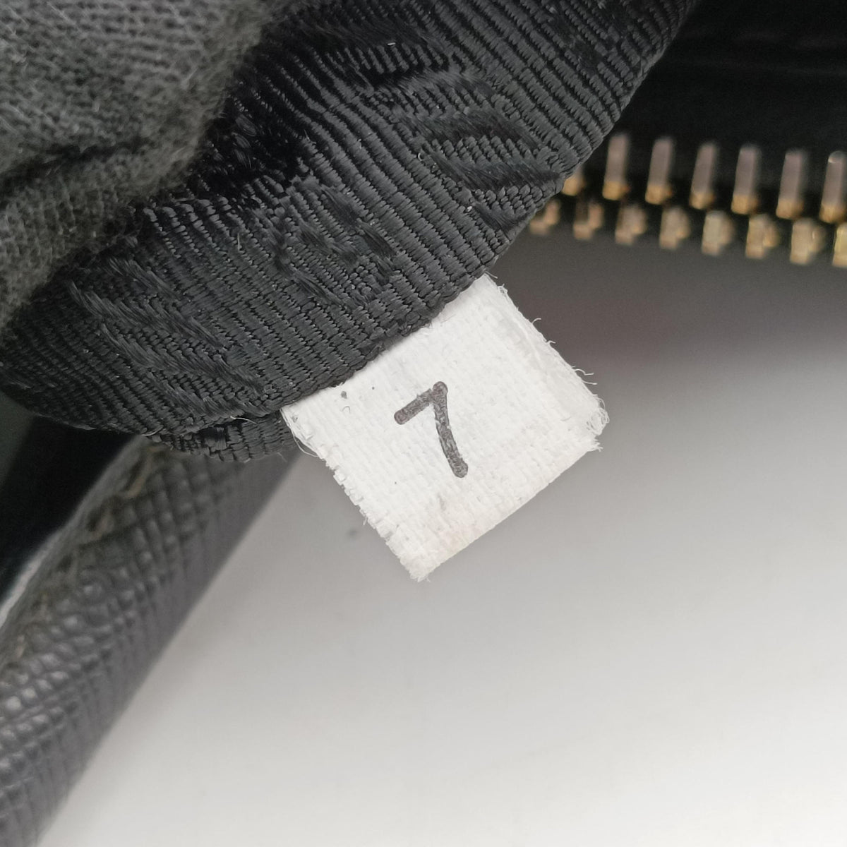 Galleria Black SAFFIANO Leather BN2274 7 V 158ガレリア ブラック サフィアーノレザー BN2274 7 V 158