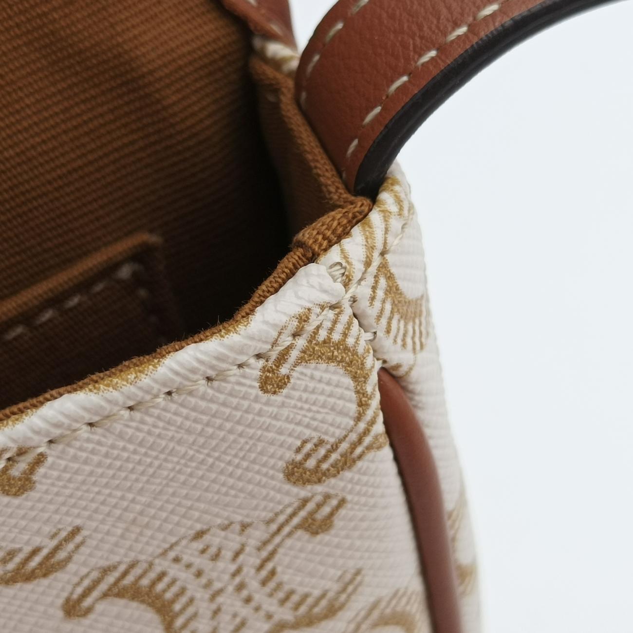 Triomphe Mini Besace White×brown PVC coated canvas  U-CU-5201ミニ ブザス トリオンフ ホワイト×ブラウン PVCコーティングキャンバス  U-CU-5201