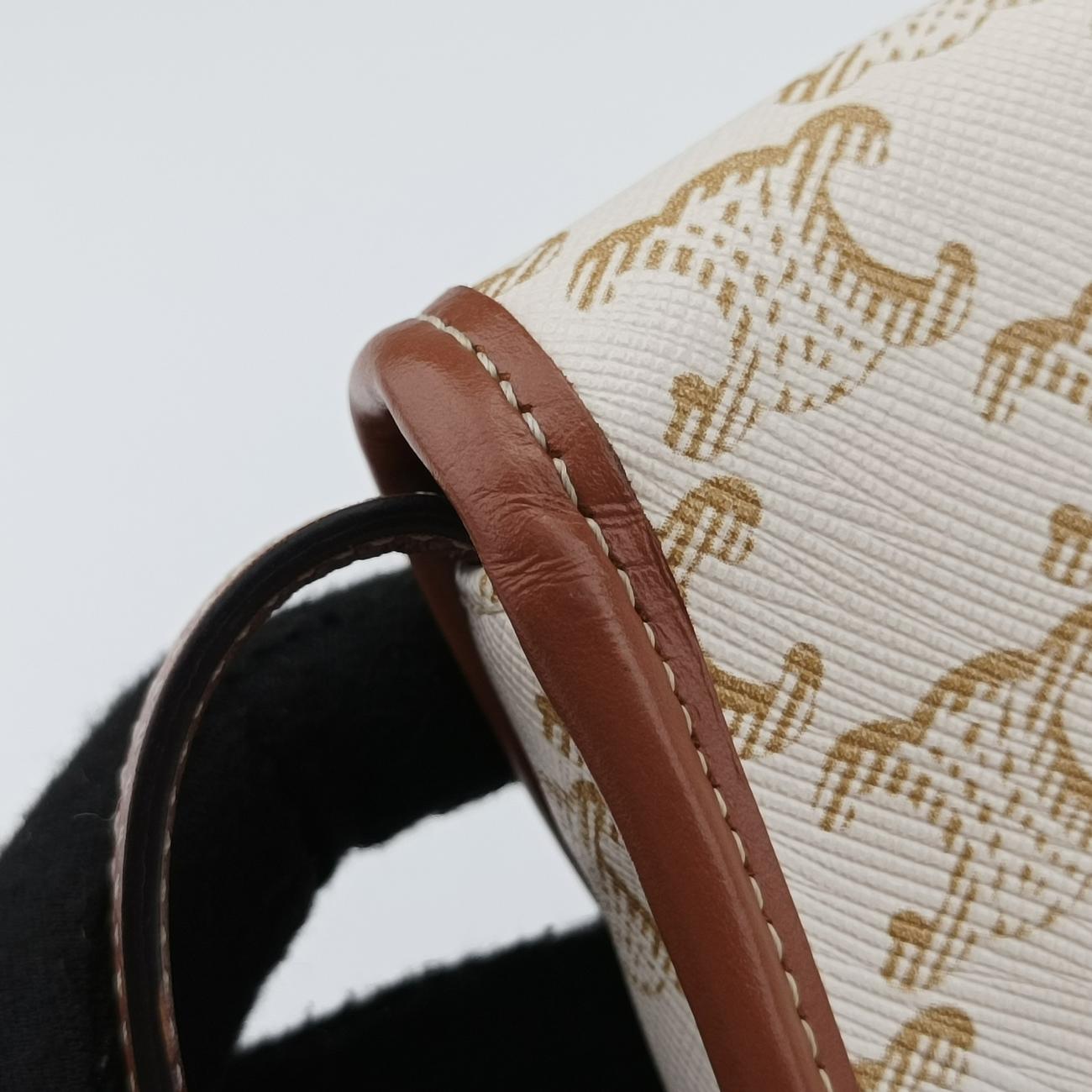 Triomphe Mini Besace White×brown PVC coated canvas  U-CU-5201ミニ ブザス トリオンフ ホワイト×ブラウン PVCコーティングキャンバス  U-CU-5201