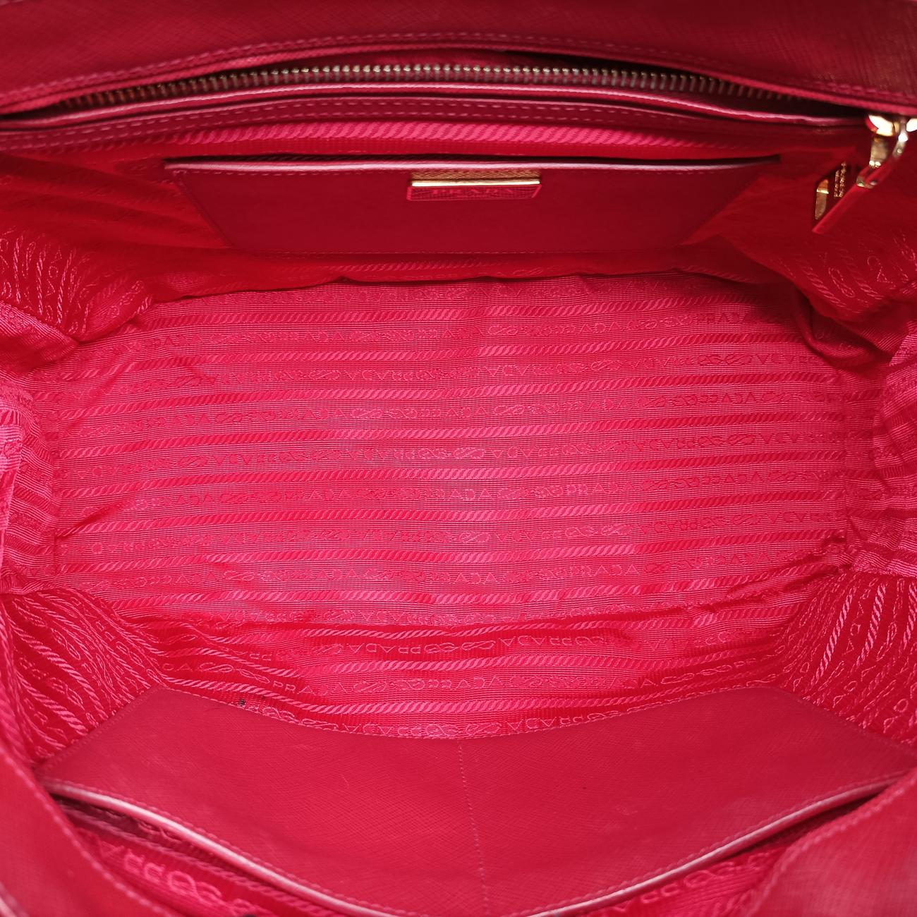 Galleria Red SAFFIANO Leather BN1874 214ガレリア レッド サフィアーノレザー BN1874 214