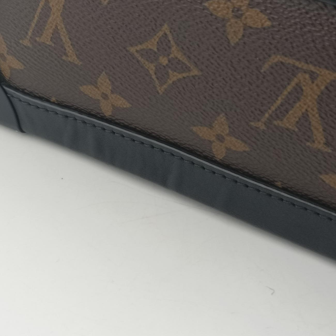 Solar Ray Soft Trunkbrown×blackMonogram Canvas×calf leatherM44478DU0139ソーラーレイ ソフトトランクモノグラム/ブラウン系×ブラックモノグラムキャンバス×カーフレザーM44478DU0139
