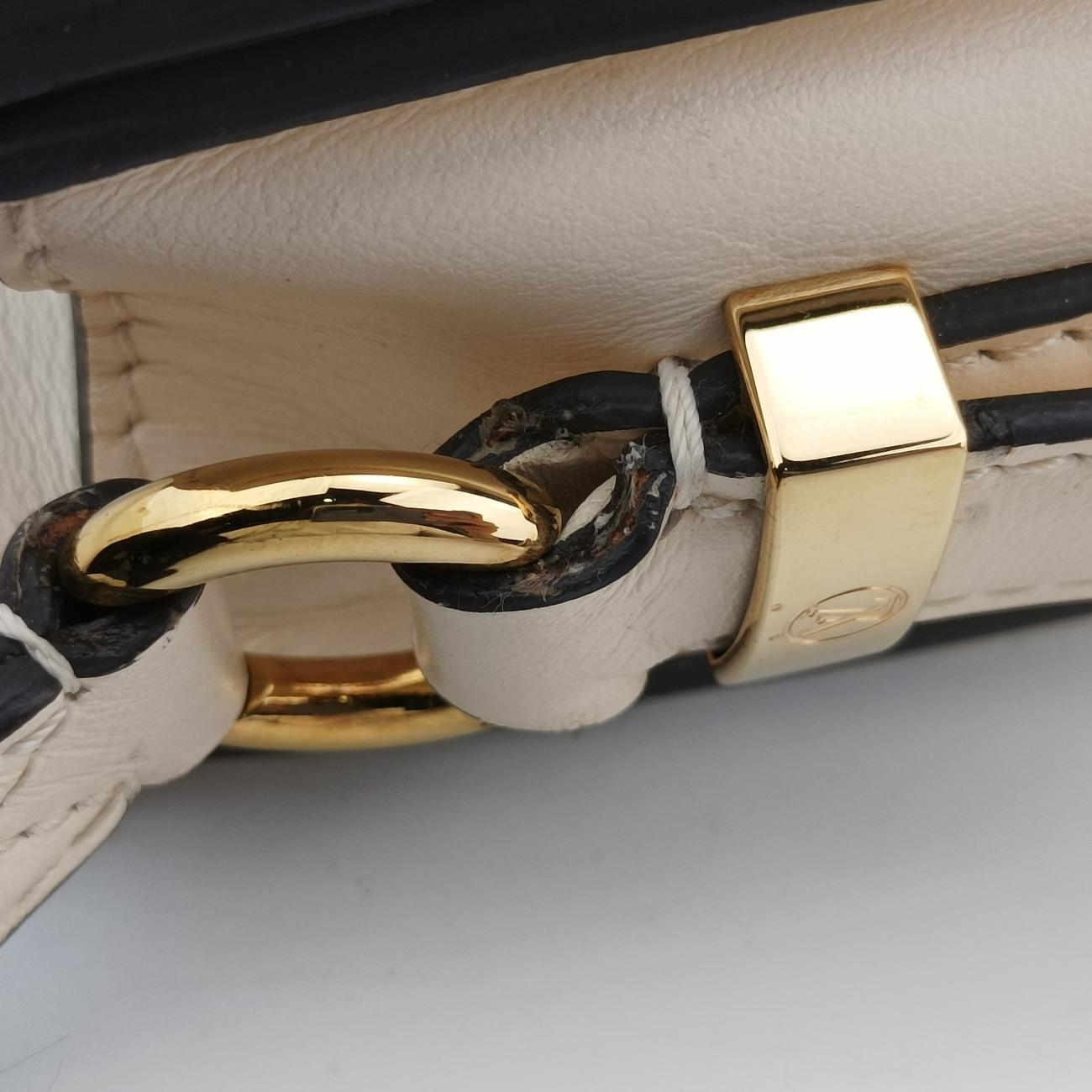 LVPONT9CREMELeatherM55950FZ3270LVポンヌフクレームレザーM55950FZ3270