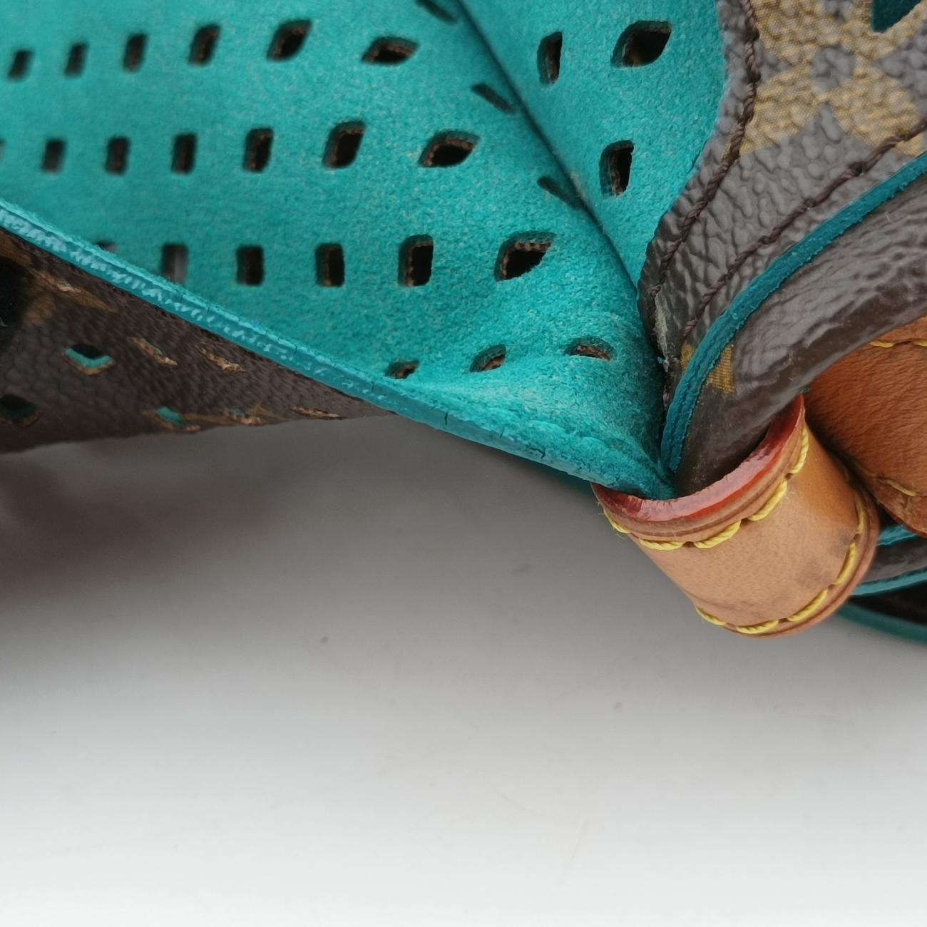 Flore Saumur 30BrownｘTurquoiseMonogram PerfoM93998TJ4131フローレ ソミュール30モノグラム/ブラウン系×ｘテュルコワーズモノグラム ペルフォM93998TJ4131