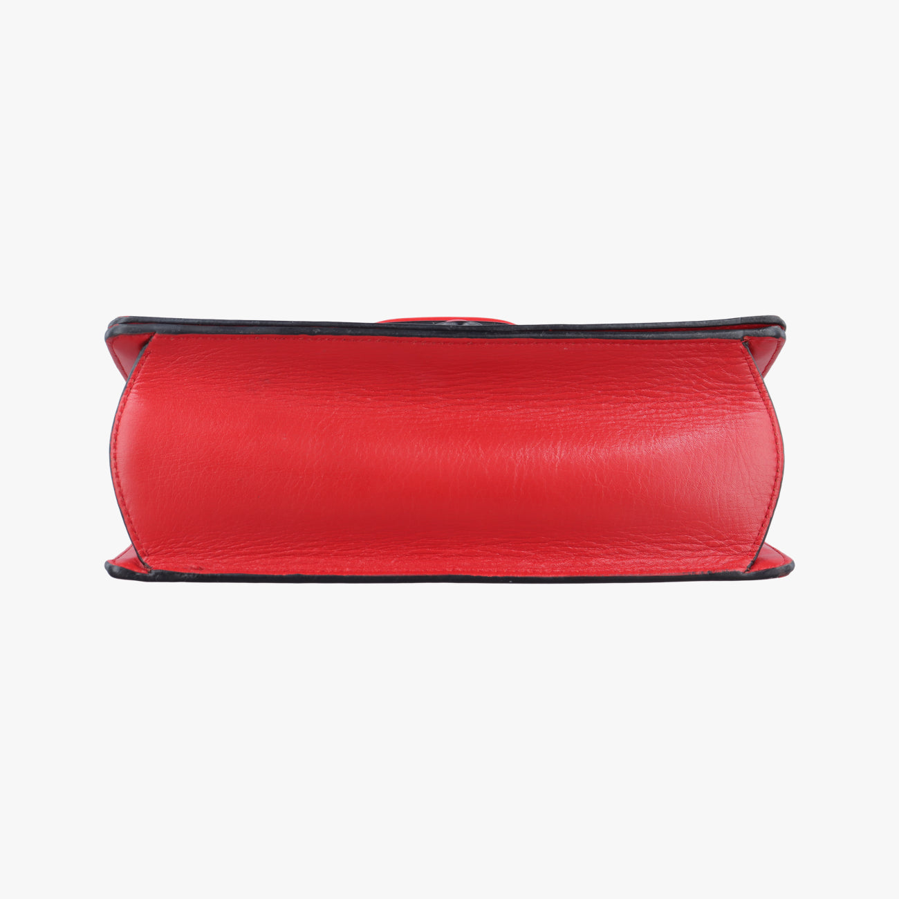 BarcelonaRedLeather061605バルセロナレッドレザー061605
