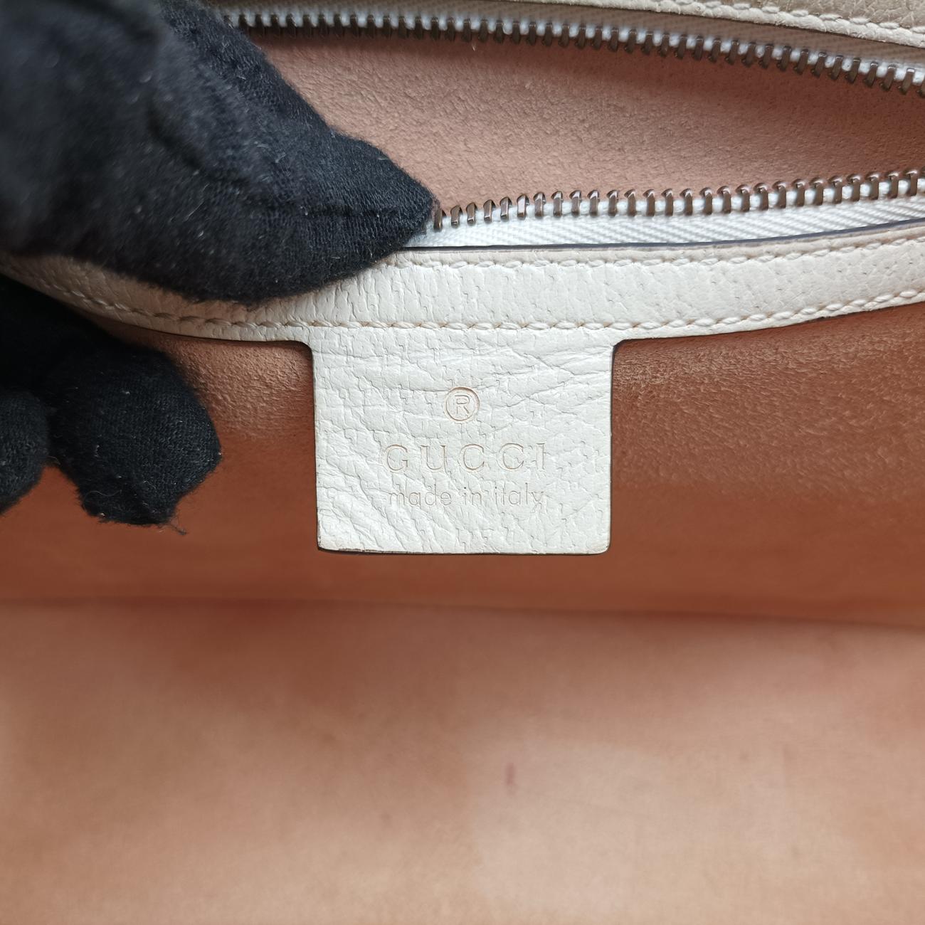 Queen MargaretWhite×MulticolourPVC coated canvas x leather476541I026828100クイーン マーガレットホワイト×マルチカラーPVCコーティングキャンバス×レザー476541I026828100