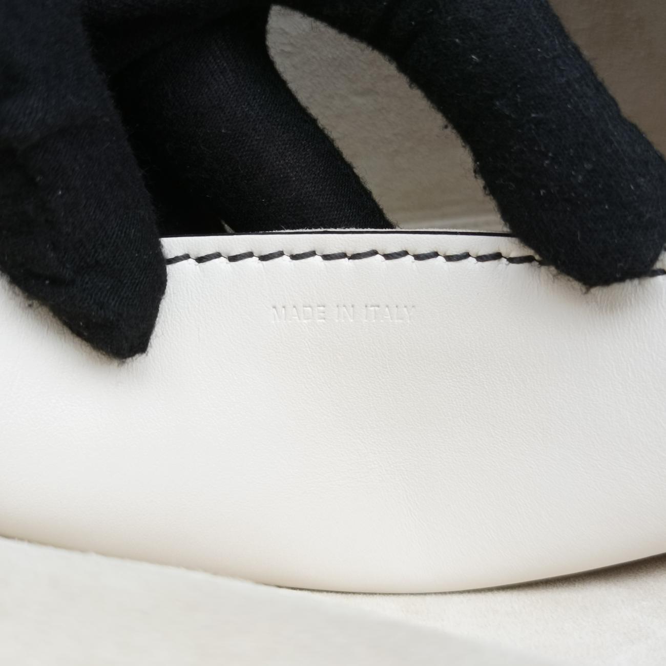 Dio(r)evolutionWhiteLeather19-MA-1126ディオール エボリューション フラップホワイトレザー19-MA-1126