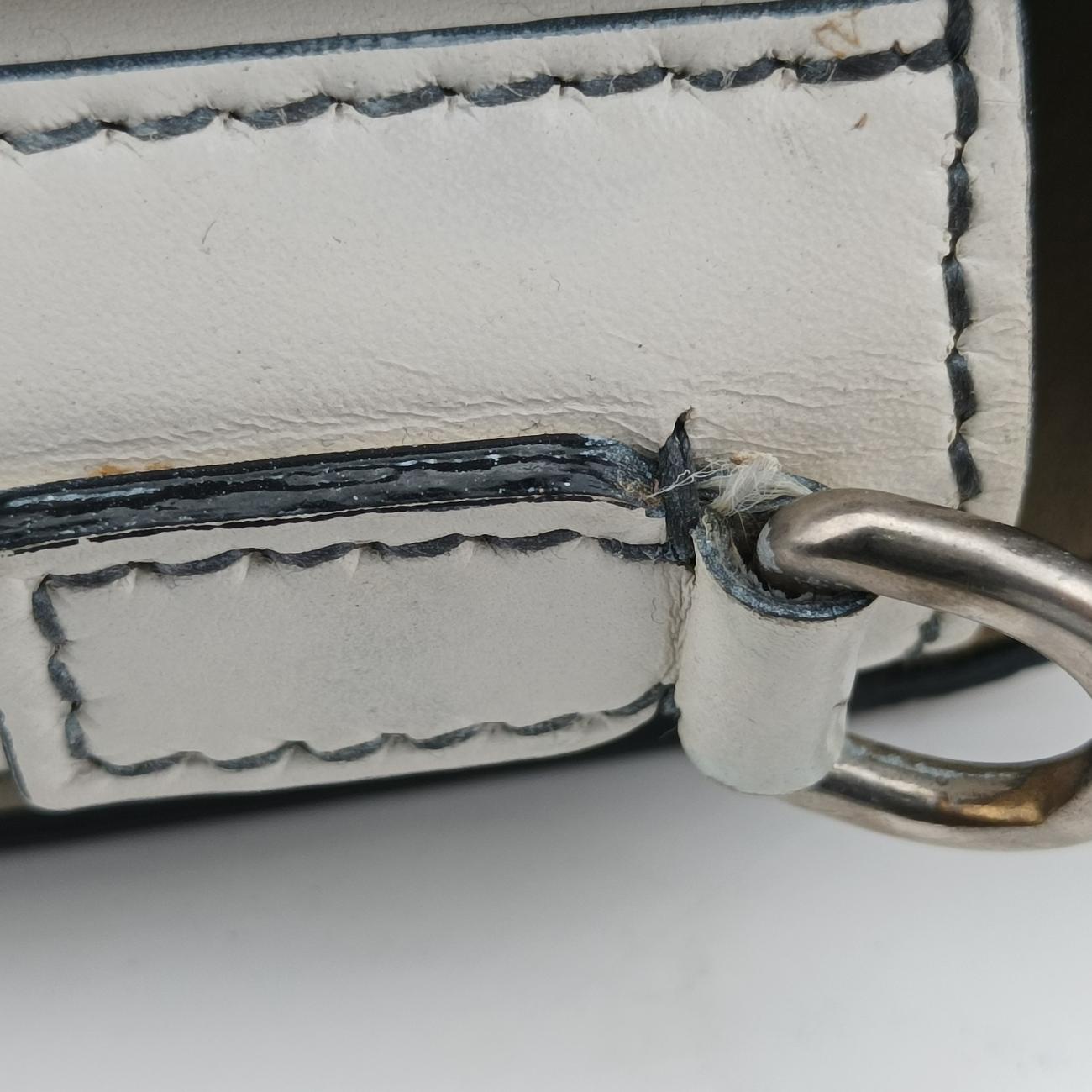 Dio(r)evolutionWhiteLeather19-MA-1126ディオール エボリューション フラップホワイトレザー19-MA-1126