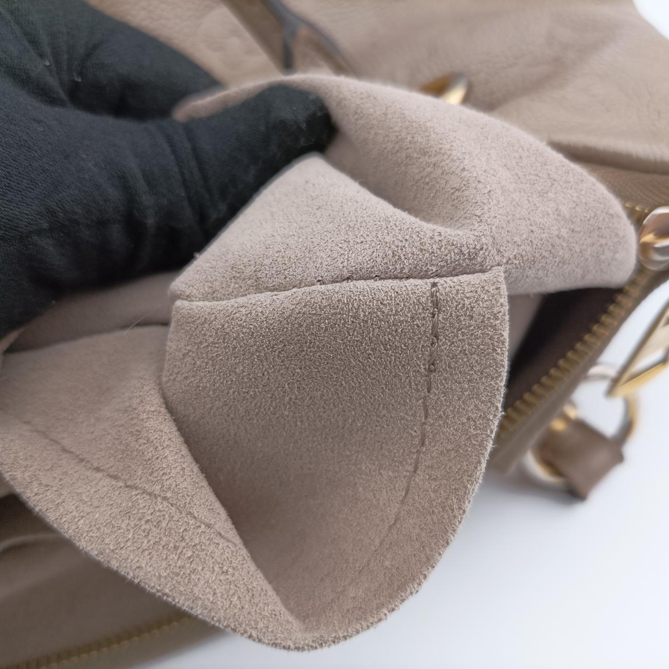V Tote MMTOURTERELLEMonogram EmpreinteM44884Lot number unknownVトートMMトゥルトレールモノグラム アンプラントM44884製番不明
