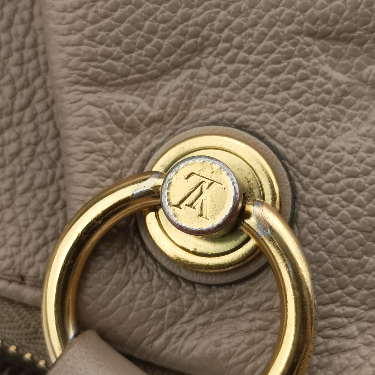 V Tote MMTOURTERELLEMonogram EmpreinteM44884Lot number unknownVトートMMトゥルトレールモノグラム アンプラントM44884製番不明