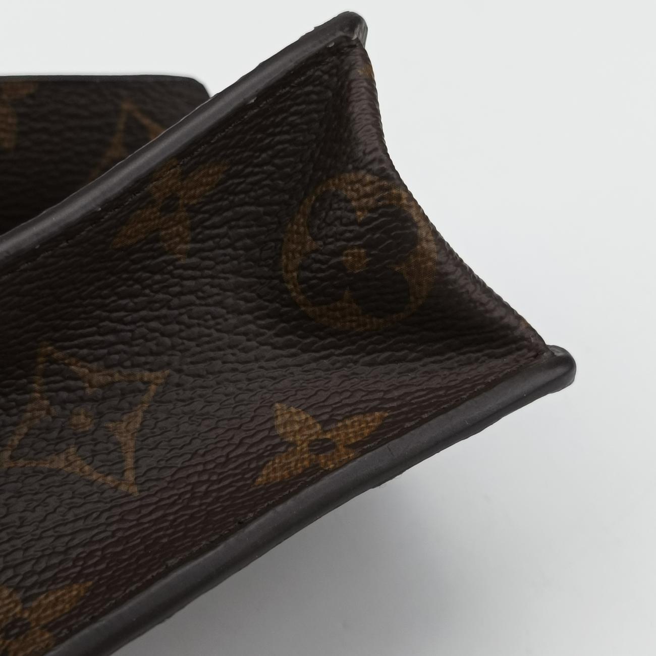 Daily Multi Pocket BeltbrownMonogram CanvasM0236ULot number unknownデイリー マルチ ポケット ベルトモノグラム/ブラウン系モノグラムキャンバスM0236U製番不明