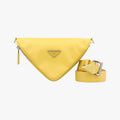 triangle logo plateYellowSAFFIANO Leather2VL039154トライアングルロゴ 三角プレートイエローサフィアーノレザー2VL039154