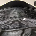 triangle logo plateYellowSAFFIANO Leather2VL039154トライアングルロゴ 三角プレートイエローサフィアーノレザー2VL039154