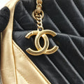 Chevron CameraMulticolourLeatherA9283720976975シェブロン Vステッチ ココマークマルチカラーレザーA9283720976975