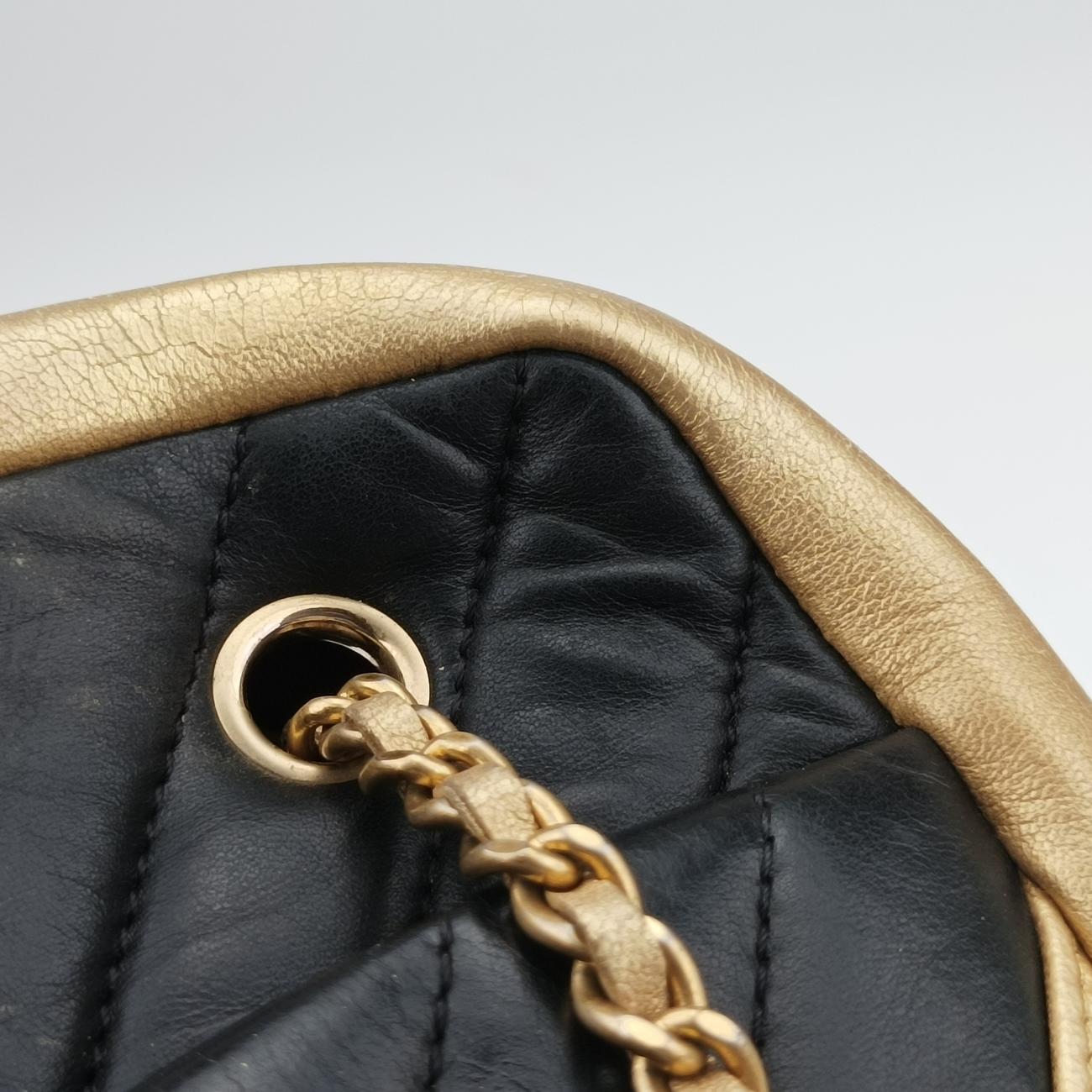 Chevron CameraMulticolourLeatherA9283720976975シェブロン Vステッチ ココマークマルチカラーレザーA9283720976975