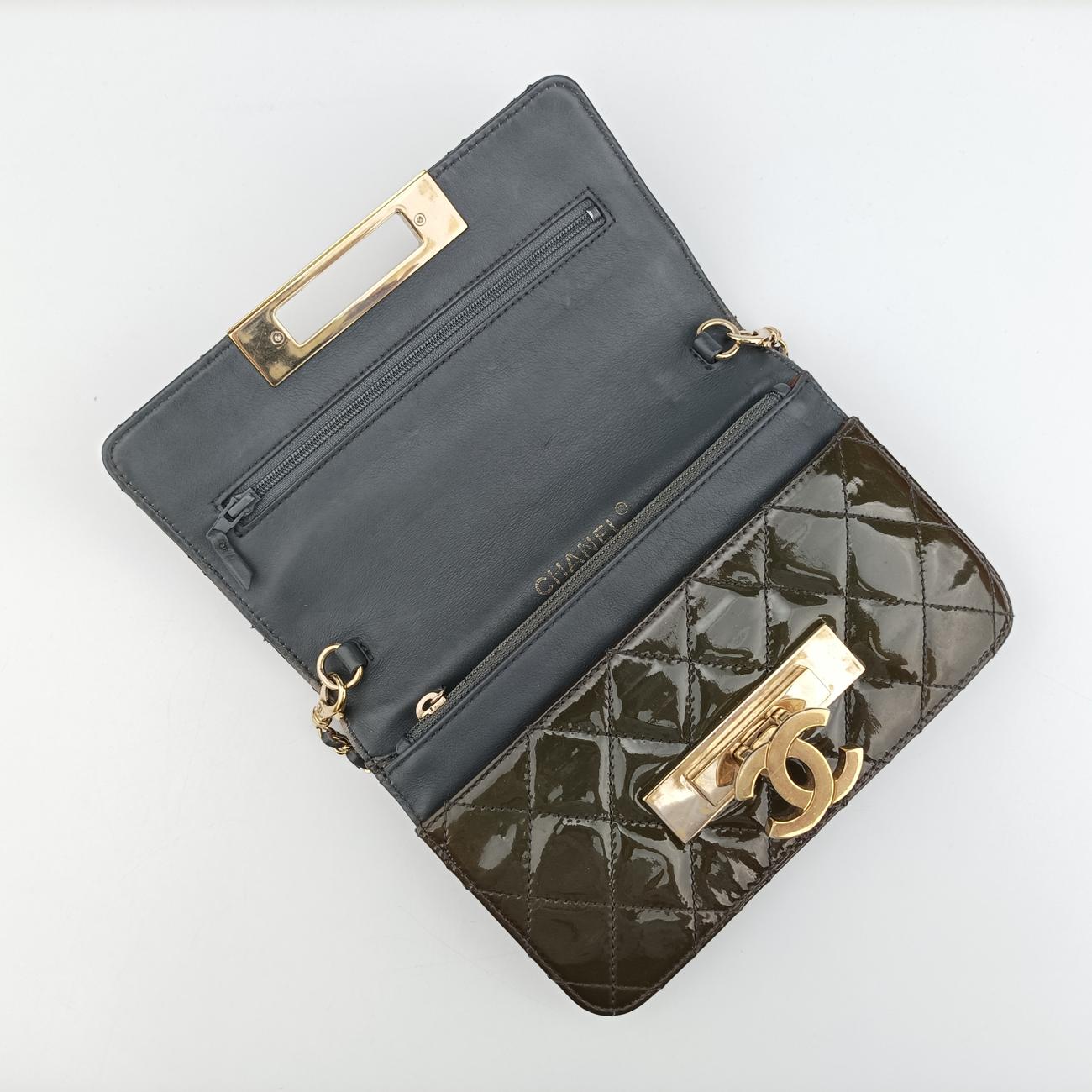 Matelasse coco markGreenPatent LeatherA9253420132553マトラッセ ココマークグリーンパテントA9253420132553