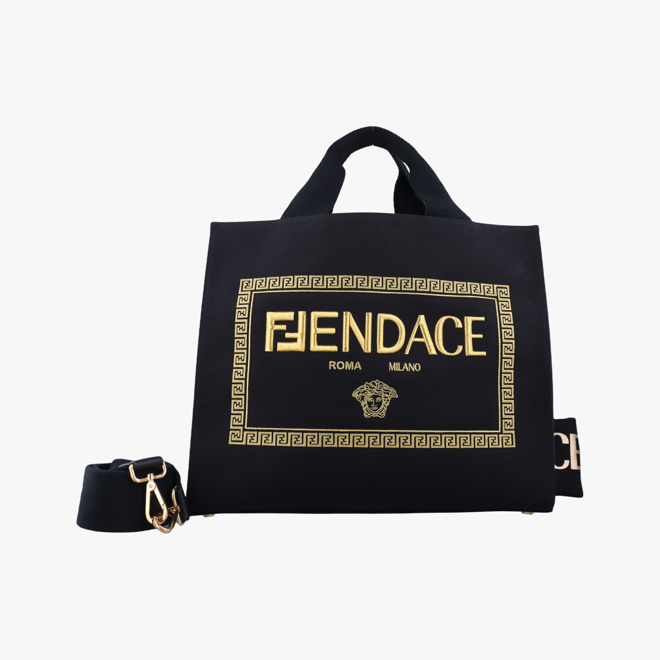 Fendace La MedusaBlackcanvas8BH3958BH395-AJIA-228-3262フェンダーチェ ラ メデューサブラックキャンバス8BH3958BH395-AJIA-228-3262