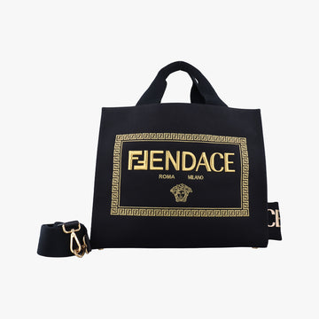 Fendace La MedusaBlackcanvas8BH3958BH395-AJIA-228-3262フェンダーチェ ラ メデューサブラックキャンバス8BH3958BH395-AJIA-228-3262