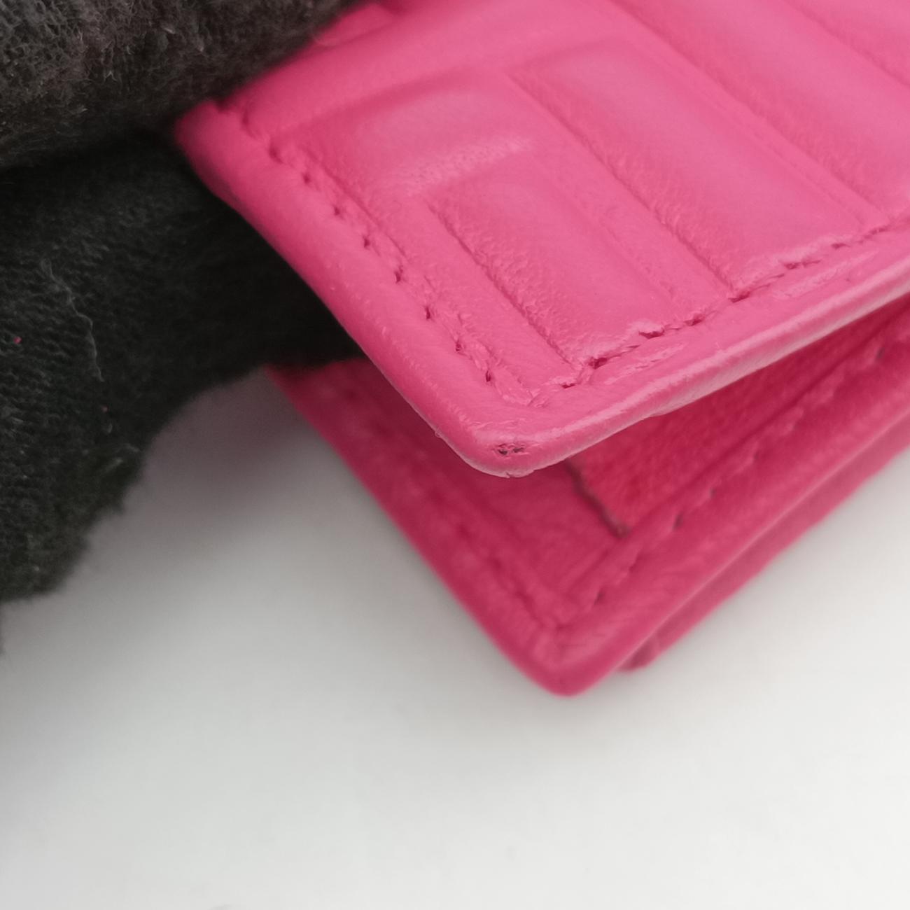 Embossed LogoPinklambskin8M02912401-8M0291-YMY-098エンボス ロゴピンクラムスキン8M02912401-8M0291-YMY-098
