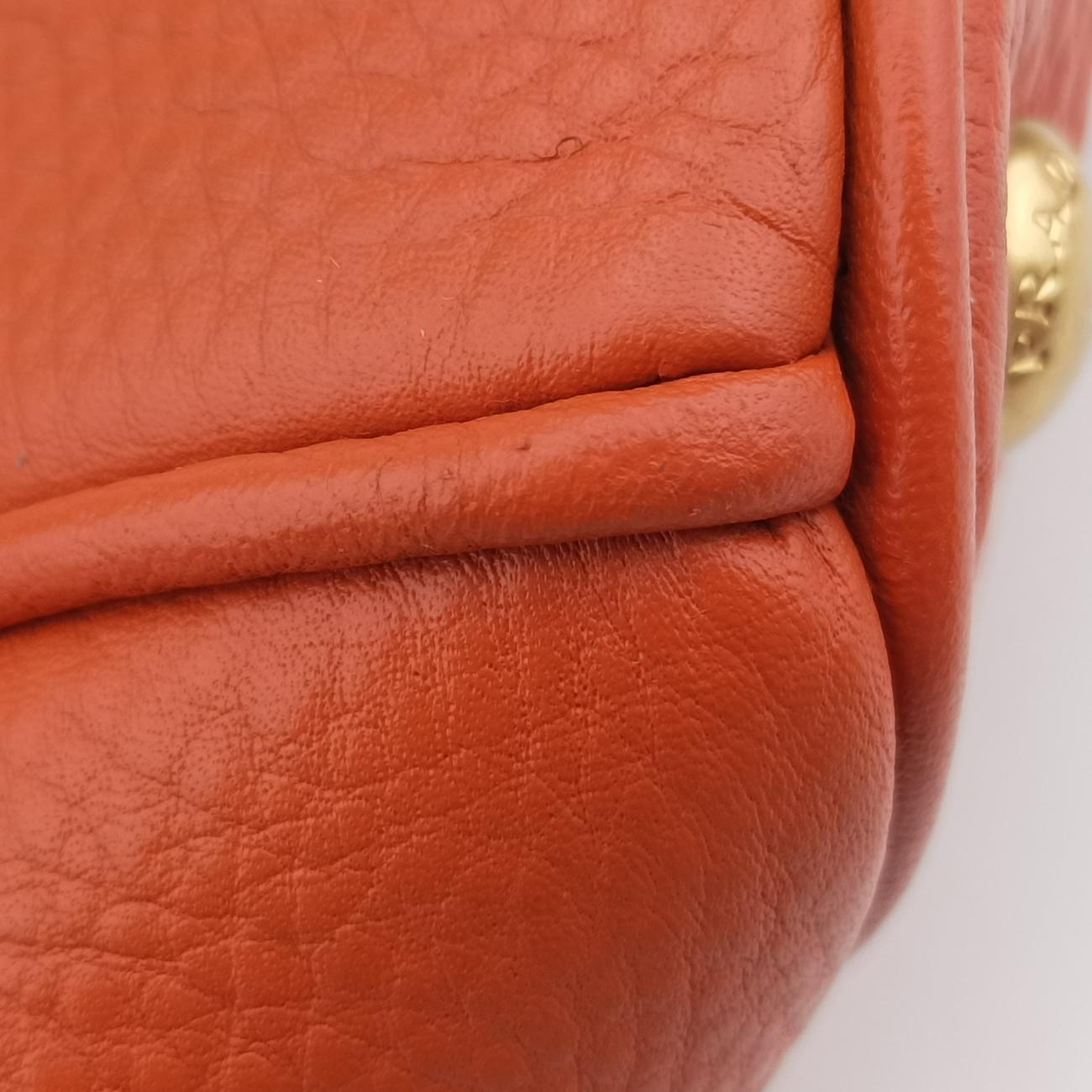 Vitello Daino Top HandleOrangeLeatherBN2420208ヴィッテロ ダイノ トップハンドルオレンジレザーBN2420208