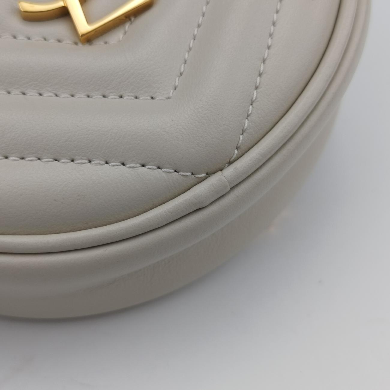 VINYLE BABYWhiteLeather689225PTR689225.0222ヴィニル ベイビーホワイトレザー689225PTR689225.0222