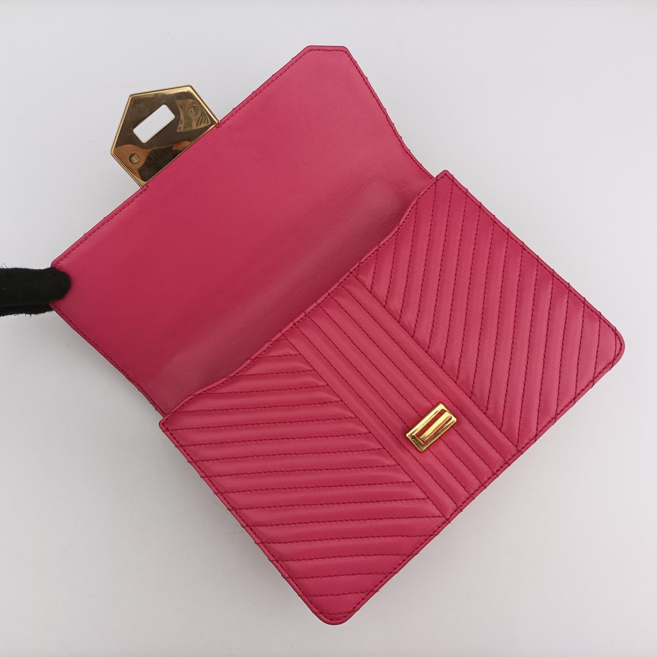 Turn lock Chevron Impunture Autre CuirRoseLeather31/A3ターン ロックローズ レッドレザー31/A3