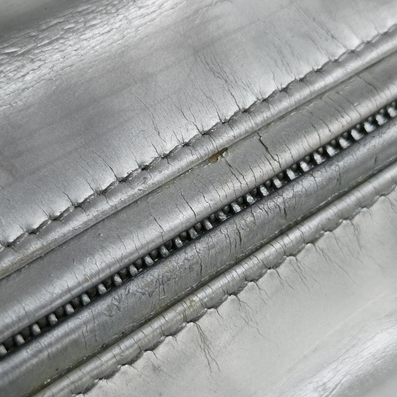 Lady DiorSilverLeather21-MA-0173レディディオールシルバーレザー21-MA-0173