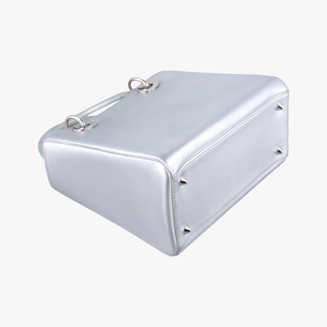 Lady DiorSilverLeather21-MA-0173レディディオールシルバーレザー21-MA-0173