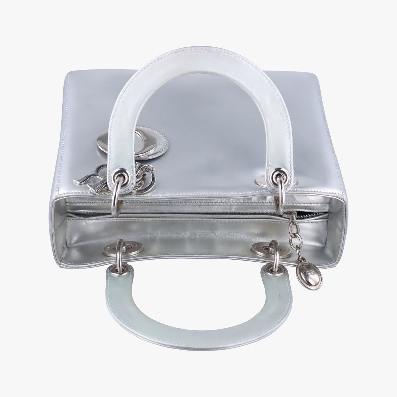 Lady DiorSilverLeather21-MA-0173レディディオールシルバーレザー21-MA-0173