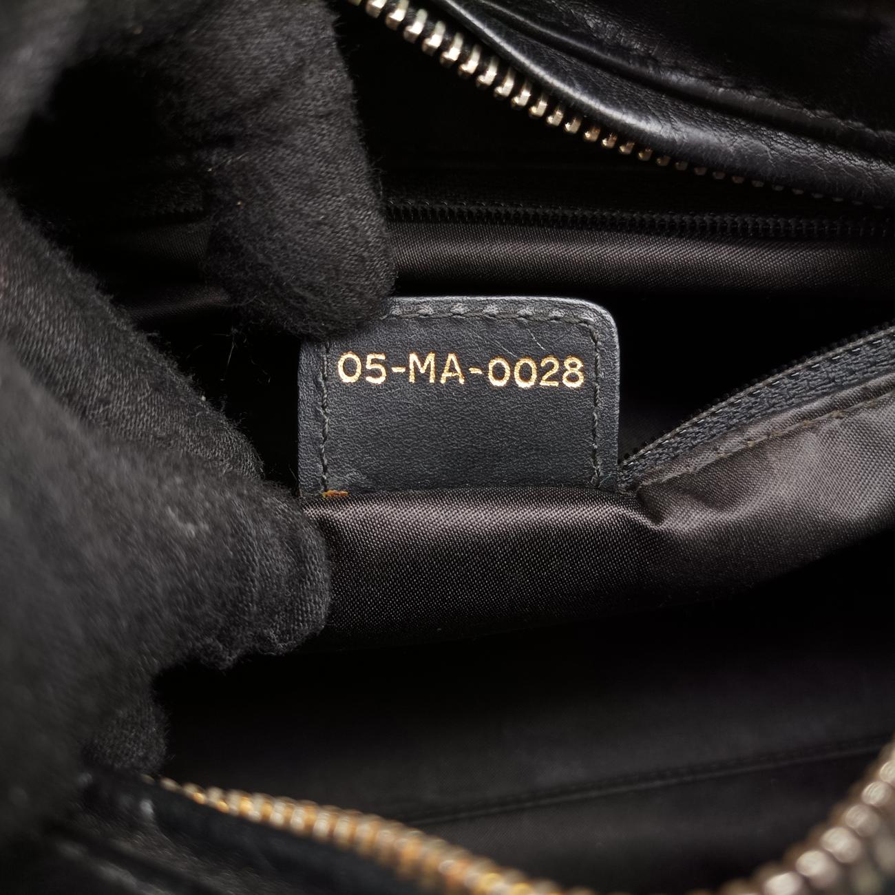 Lady DiorBlackLeather05-MA-0028レディディオールブラックレザー05-MA-0028