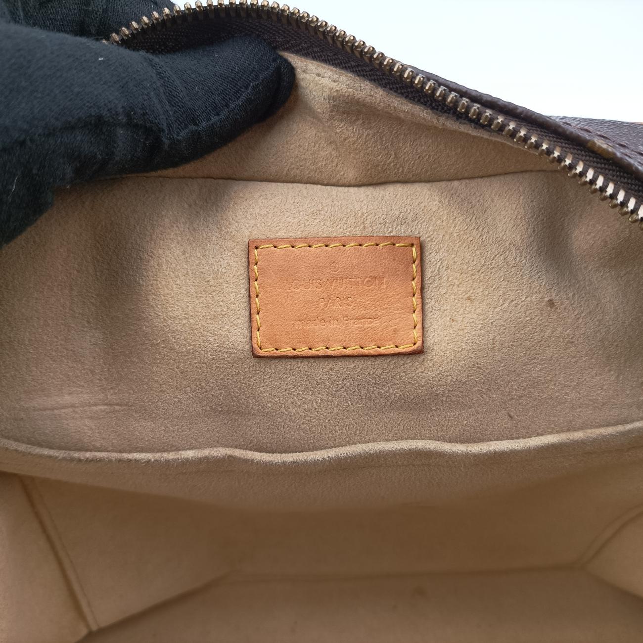 MANHATTAN PMBrownMonogram CanvasM40026VI0068マンハッタンPMモノグラム/ブラウン系モノグラムキャンバスM40026VI0068