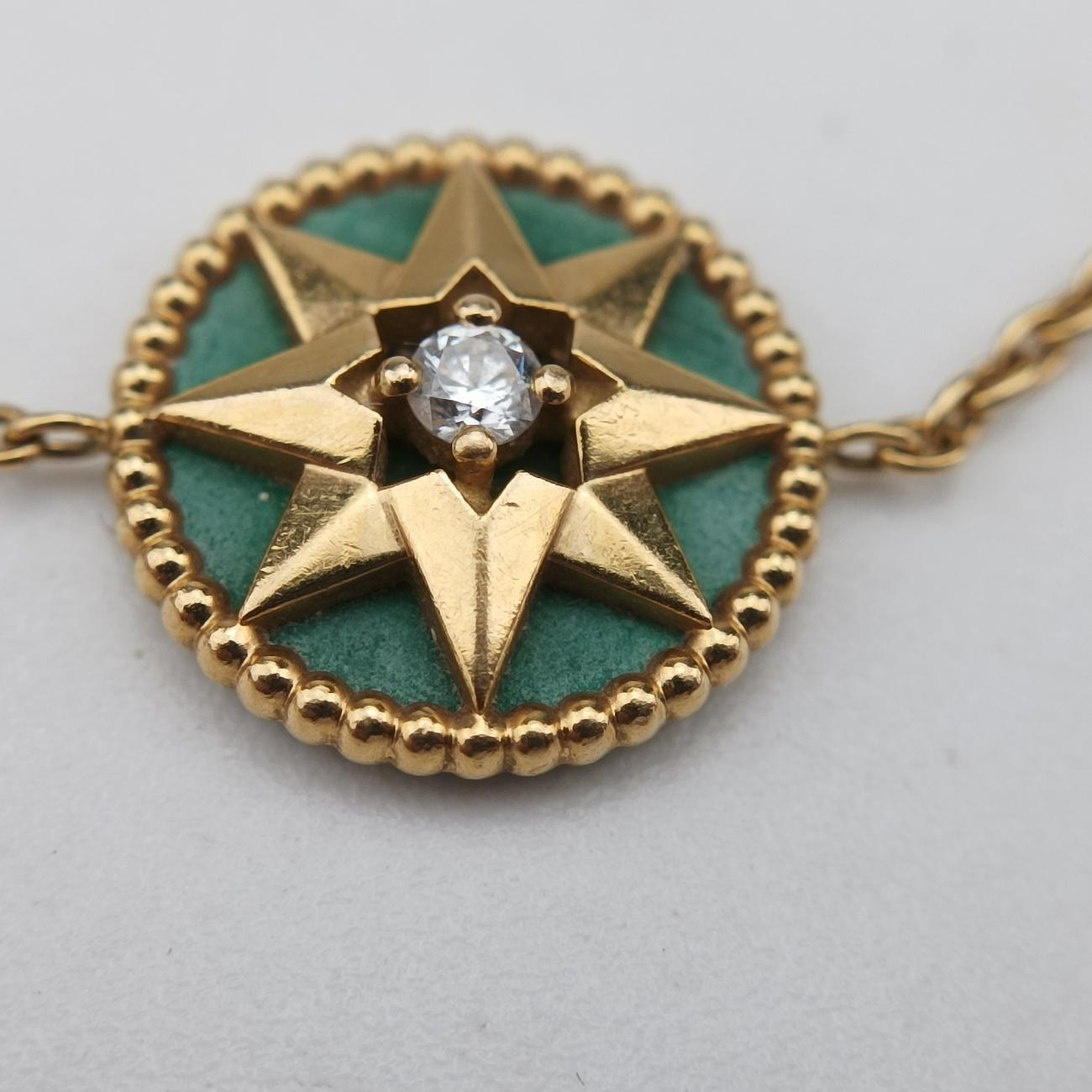 Rose des Vents medallion　GoldenAU750177818ローズデヴァン メダリオンゴールドAU750177818
