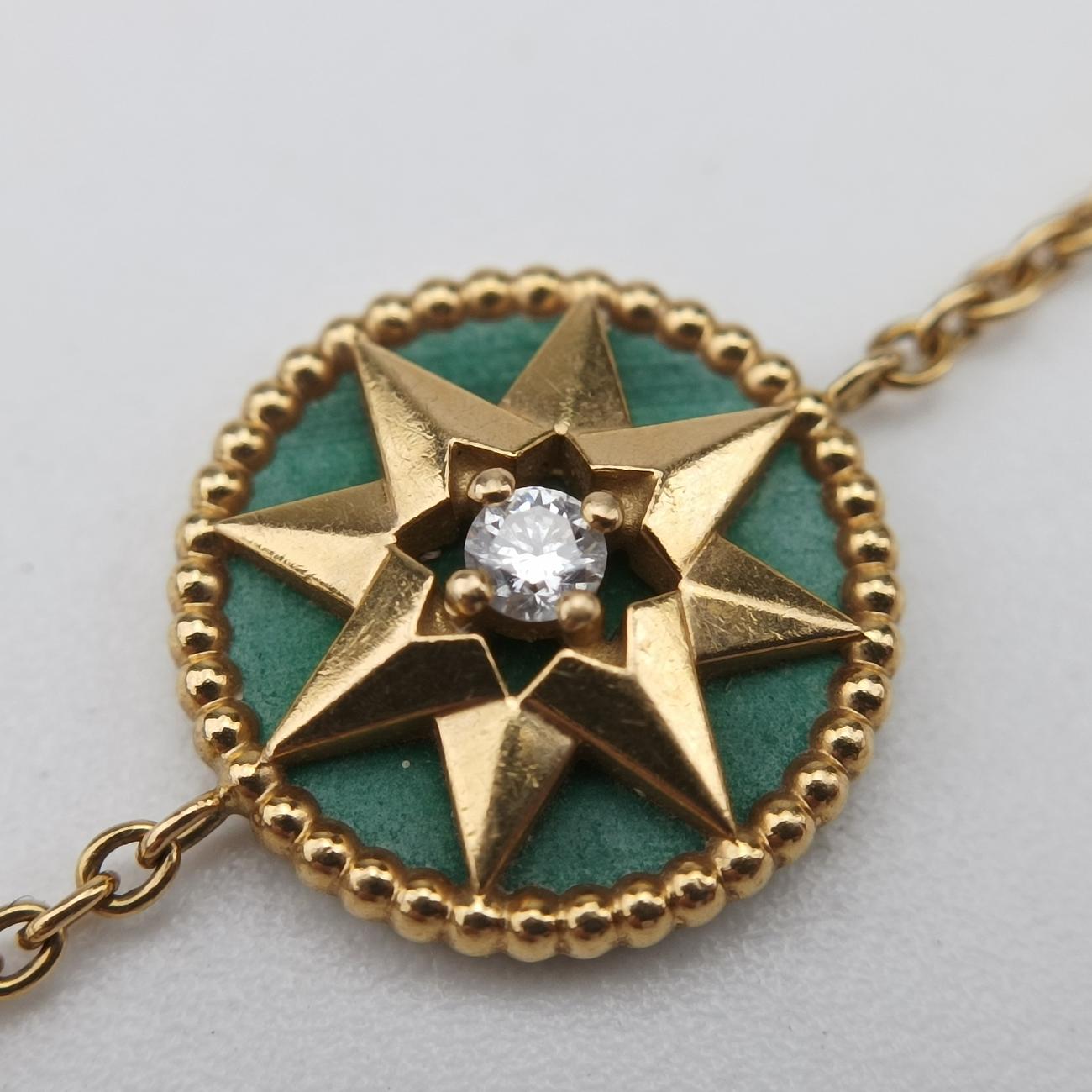Rose des Vents medallion　GoldenAU750177818ローズデヴァン メダリオンゴールドAU750177818