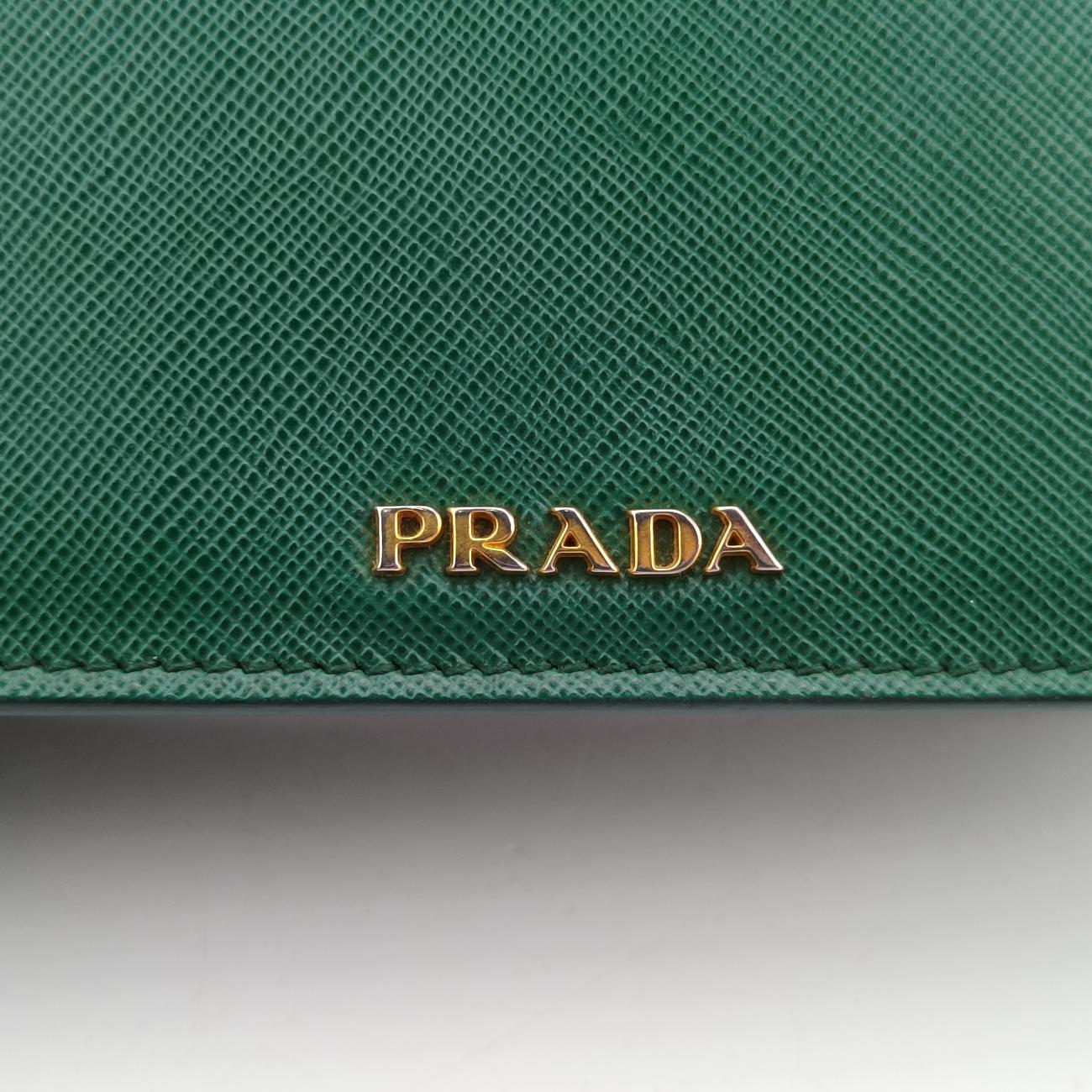 Corole ChainGreenSaffiano Leather25コロール チェーングリーンサフィアーノレザー25