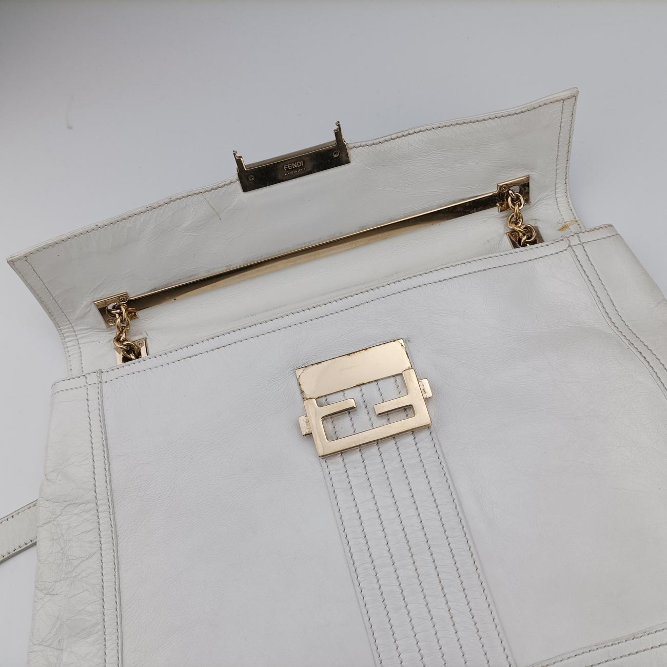 Maxi Baguette FlapWhiteLeather8BT1438BT143-ZM1 118-2579ズッカ マキシバゲットホワイトレザー8BT1438BT143-ZM1 118-2579