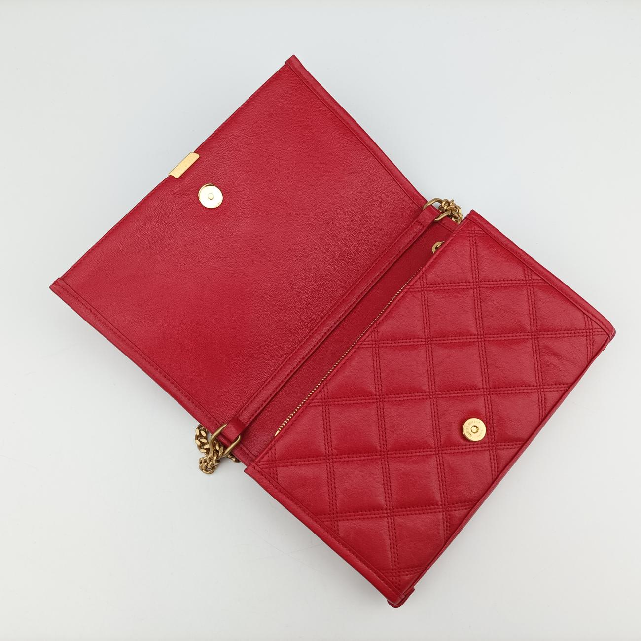 Paris BeckyRedlambskin585031GUE585031.0719パリ ベッキーレッドラムスキン585031GUE585031.0719