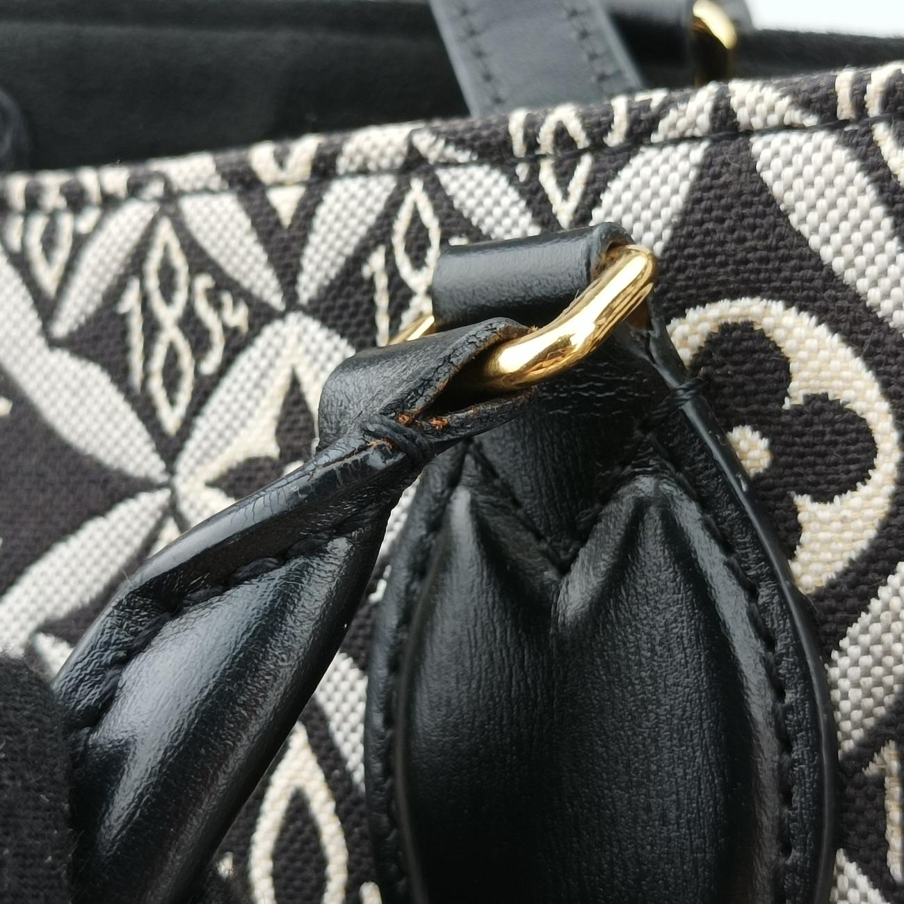 On the Go GMBlackJacquardM57207ICチップオンザゴーGM　ブラックジャガードM57207ICチップ