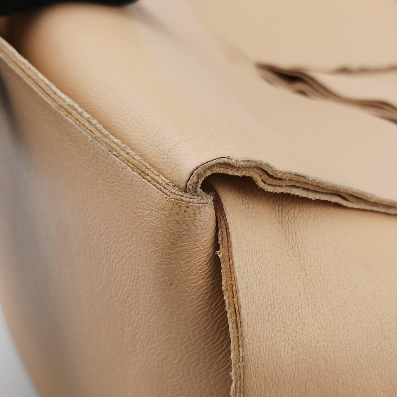 THE ARCO ToteBeigelambskinB09372900Nミディアム ザ アルコ トートベージュラムスキンB09372900N