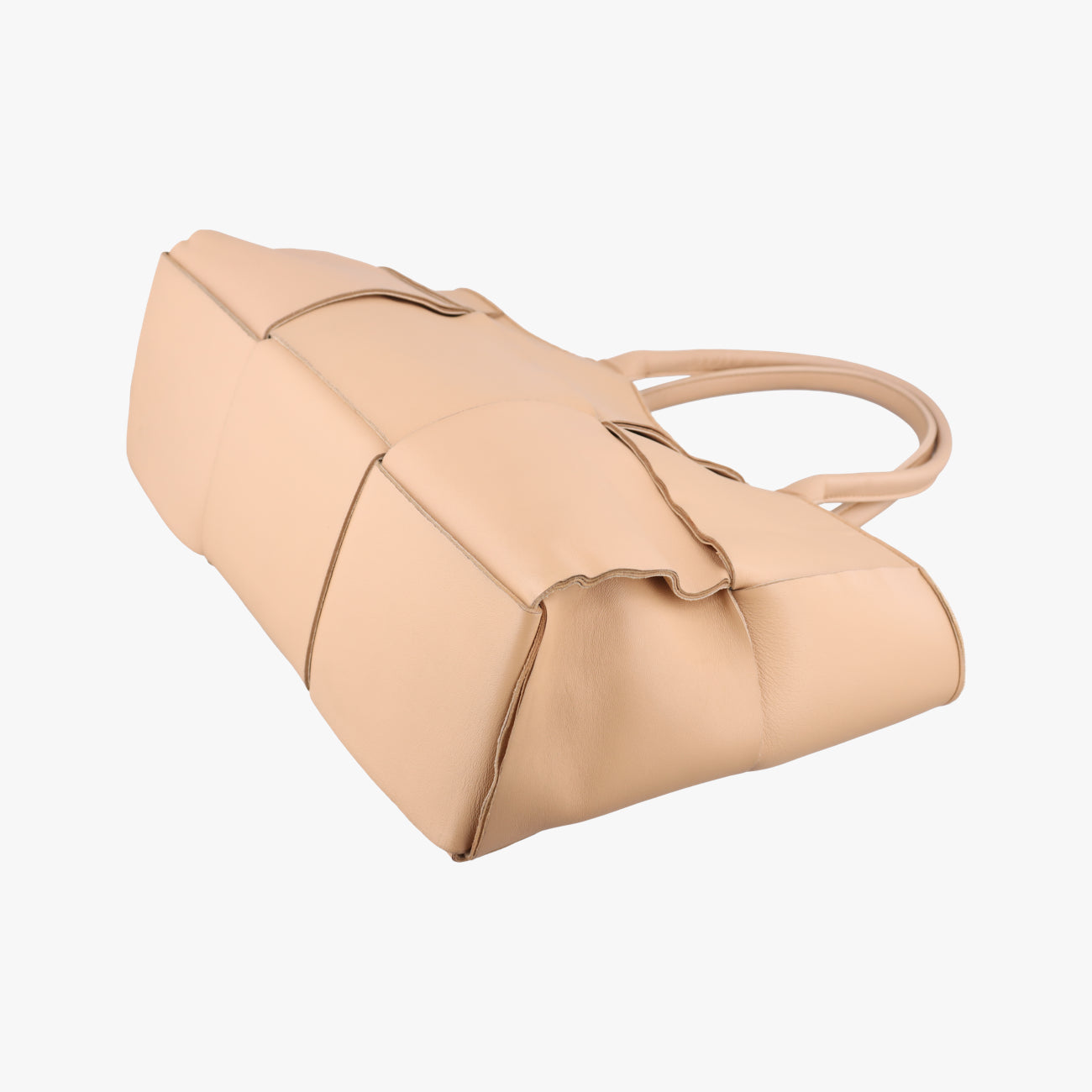 THE ARCO ToteBeigelambskinB09372900Nミディアム ザ アルコ トートベージュラムスキンB09372900N