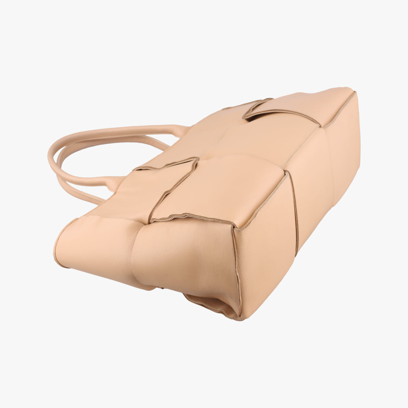 THE ARCO ToteBeigelambskinB09372900Nミディアム ザ アルコ トートベージュラムスキンB09372900N