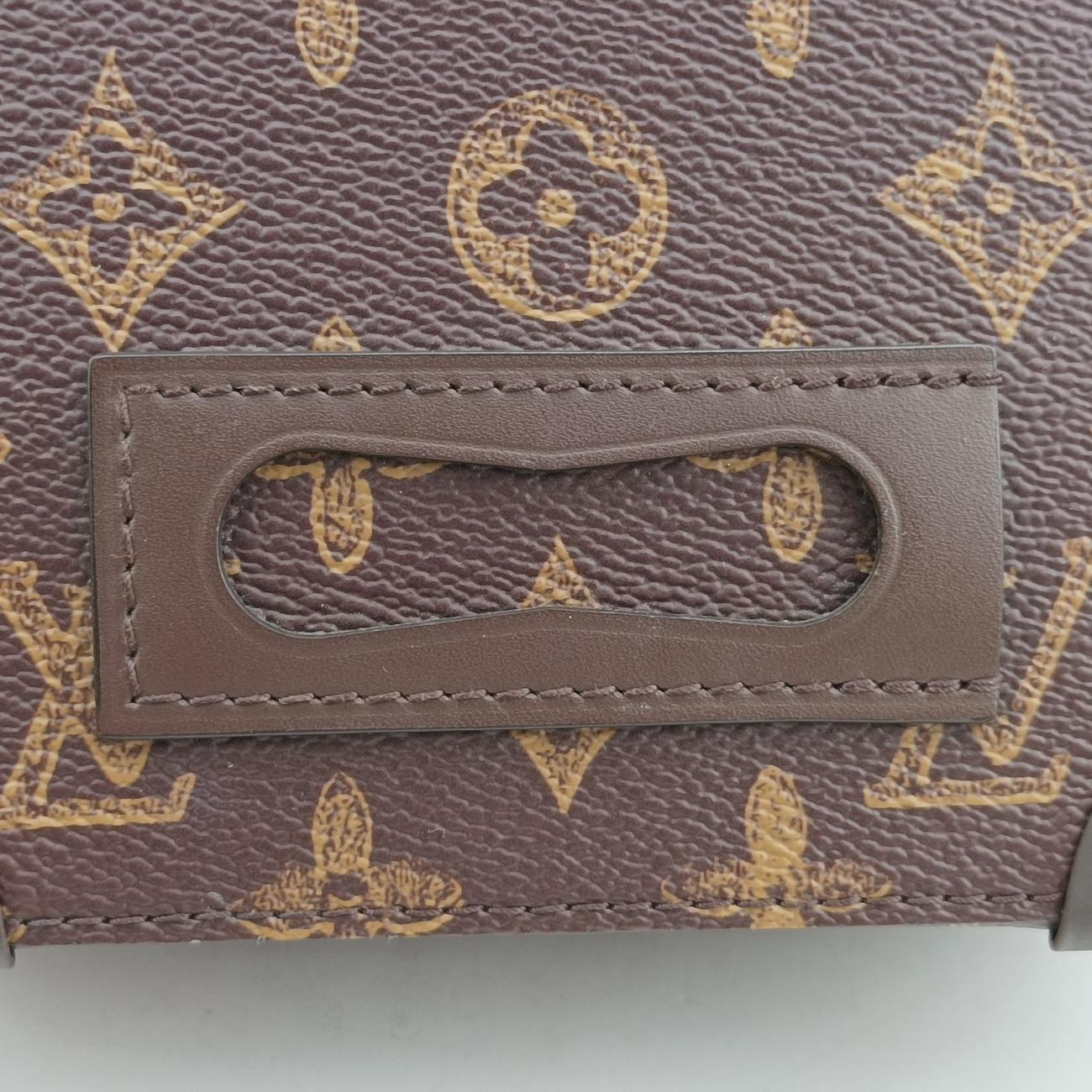 VERTICAL BOX TRUNKbrown×greenMonogram Canvas×calf leatherM59664ICチップモノグラム(N°7) ヴェルティカル ボックス トランク 2022SSモノグラム/ブラウン系×グリーンモノグラムキャンバス×カーフレザーM59664ICチップ