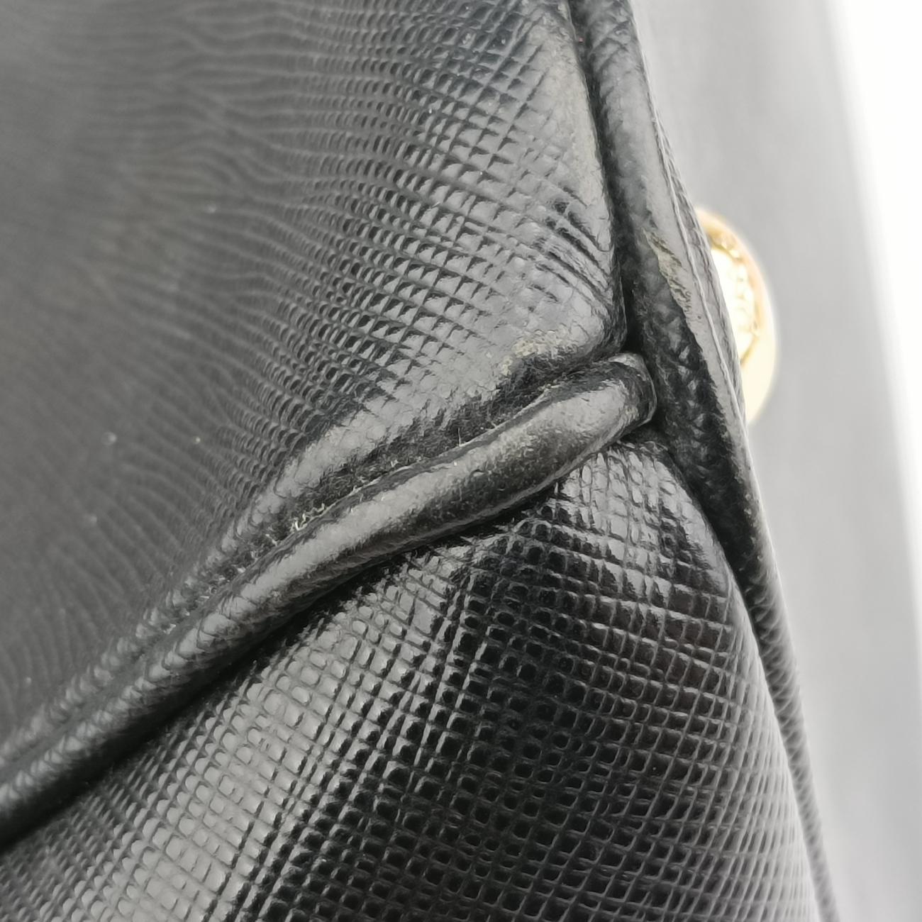 GalleriaBlackSAFFIANO LeatherBN187458/M 208ガレリアブラックサフィアーノレザーBN187458/M 208