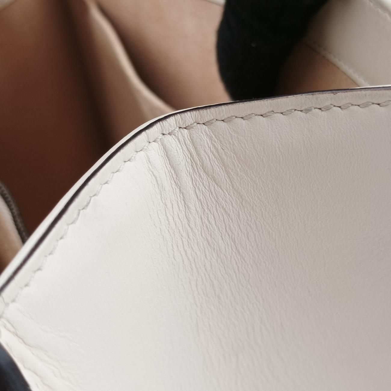 Queen MargaretWhiteLeather476541I024995600クイーン マーガレットホワイトレザー476541I024995600