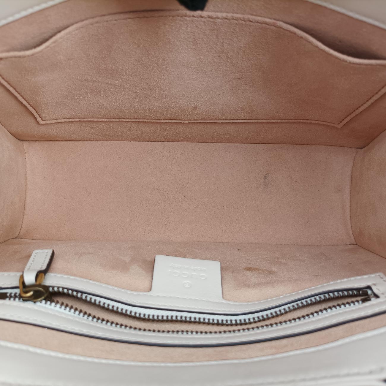 Queen MargaretWhiteLeather476541I024995600クイーン マーガレットホワイトレザー476541I024995600