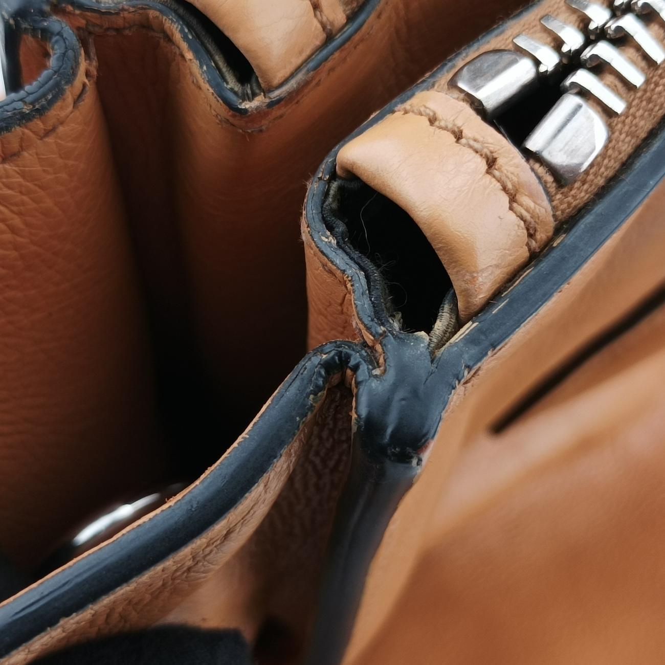 Twin Pocket Double Zip ToteCamelleatherBN2619239 GツインポケットダブルジップトートキャメルレザーBN2619239 G