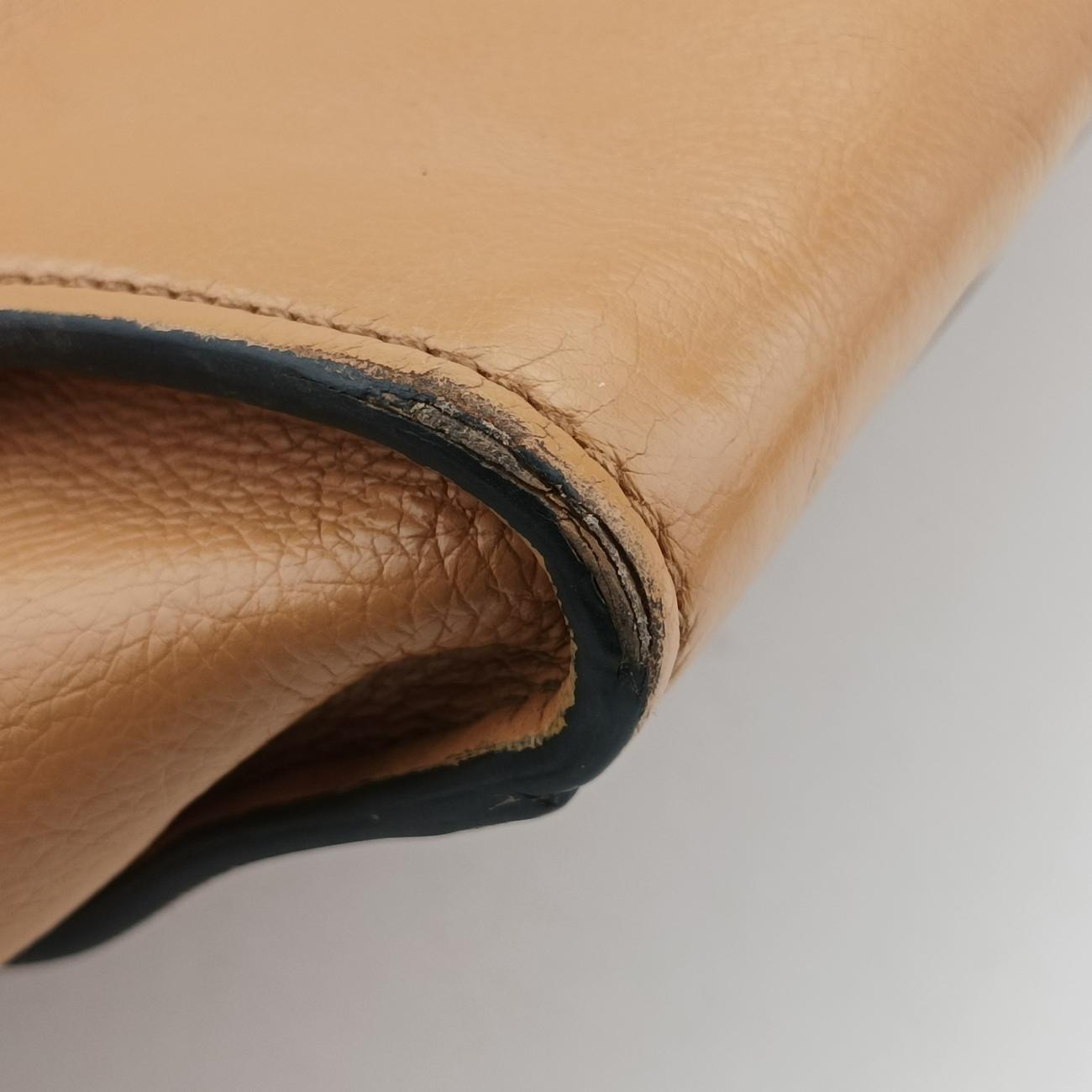 Twin Pocket Double Zip ToteCamelleatherBN2619239 GツインポケットダブルジップトートキャメルレザーBN2619239 G