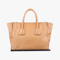 Twin Pocket Double Zip ToteCamelleatherBN2619239 GツインポケットダブルジップトートキャメルレザーBN2619239 G