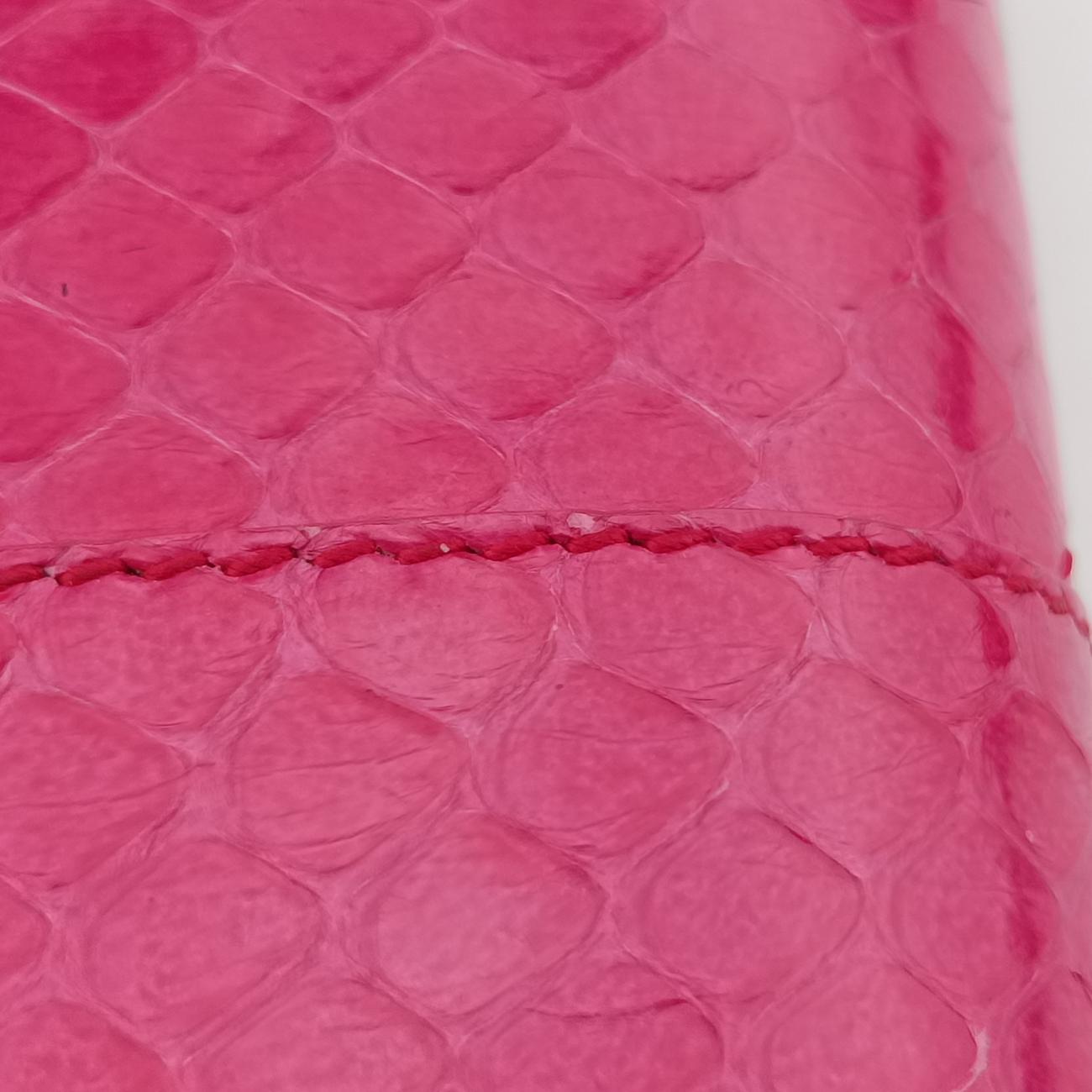 Exotic ClutchRosesnakeskin236715 000926エキゾチッククラッチローズ レッドヘビ革236715 000926