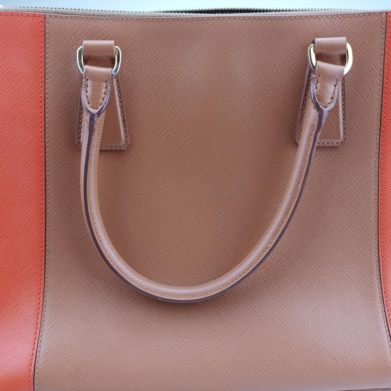 GalleriaCamel×orangeSAFFIANO　LeatherB2274C25ガレリアマルチカラーサフィアーノレザーB2274C25