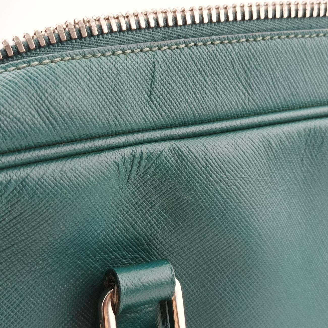 Classic Laptop briefcaseGreenSAFFIANO LeatherVS030538ブリーフケース ビジネスグリーンサフィアーノレザーVS030538